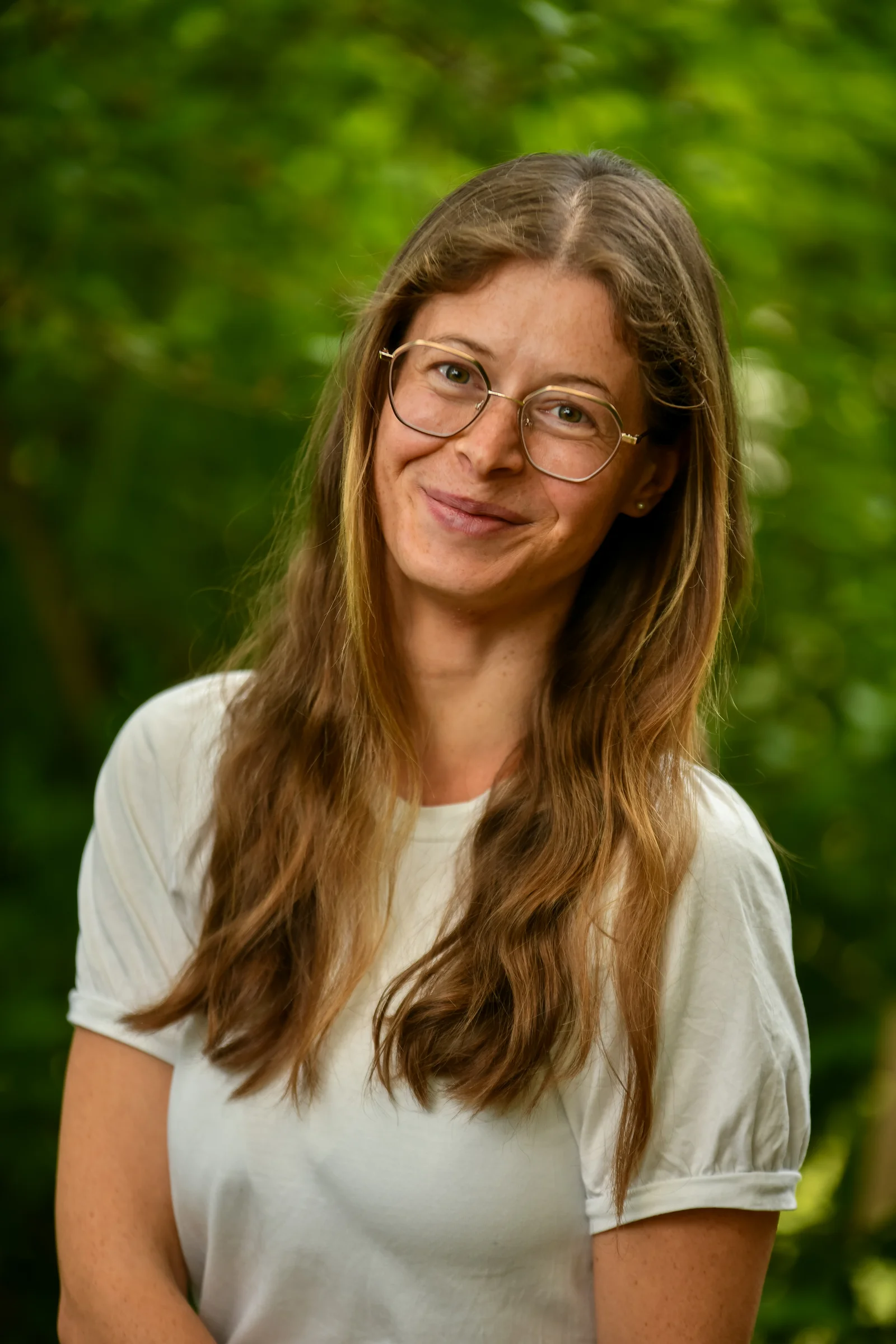 Frau Madeleine Edwards